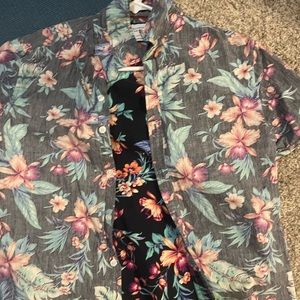 Denim & Flower Men’s Floral Buttondown (M)